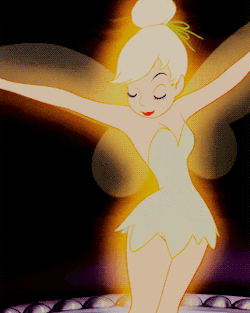 atomictiki:  phruxx:  gunwildversuseverything:  phruxx:  lucianite0:  vintagegal:  Peter Pan (1953)   Teeny bae  always reblog tinkerbell discovering her ass is huge   1700s form of thicc  