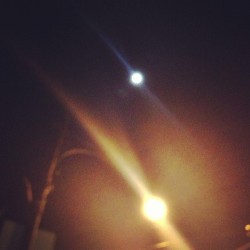 The moon &amp; sun last night.. #space #crazy #shit #woadie