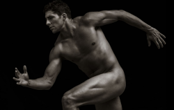 fuckyeahthemapleleafs:  Pictures of Joffrey Lupul from ESPN’s Body Issue  