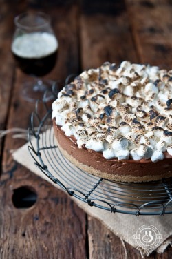 guardians-of-the-food:  Chocolate Stout S'mores Icebox Pie