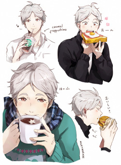 milkybreads:  Just suga eating yummy food and being happy~ (´；ω；`) 