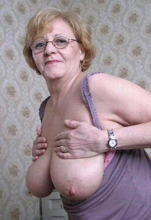 Hot pics Old hag rocks on a cock 7, Mom xxx picture on bigslut.nakedgirlfuck.com