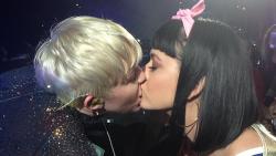 Miley Cyrus &amp; Katy Perry. ♥