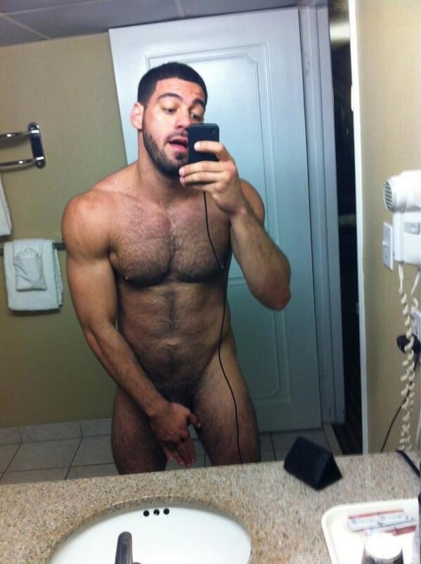 Hung naked guy selfie