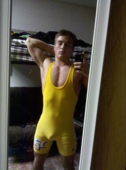 singlets:piledriveu:dude is all tuff and jacked up, looking hot in the singlet, he fuckin knows he looks hot, posts a pic on instagram to intimate the dudes…….turn on the chicks……and fuckin make the gays lust, he fuckin knows it!!!  