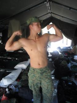 justshootit:  Ong Yan Xun (Part 2) He really loves to show off his bod!! =Poh man~ and he looks really hot in army uniform! 