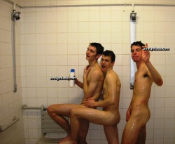 lockerroomguys:  Part 3 of 3Last lot of hot pictures sent through! Enjoy the wet naked goodness!For more pics, follow Lockerroomguys