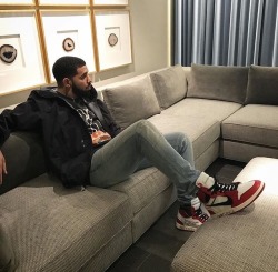 blvck-zoid:  Drake in Off White x Nike Jordan 1 
