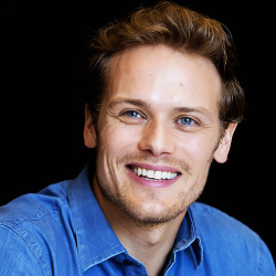 sam-heughan-daily:Sam Heughan at the SDCC2017 Press Conference | July 21, 2017