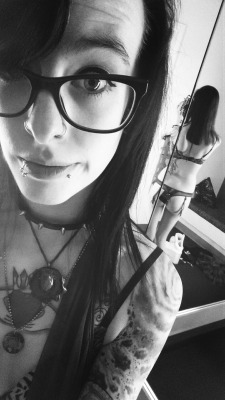 cummbunny:  Trying on some new stuffs. Hope you enjoy! :3 http://satanspantiez.tumblr.com/ ~~ holy cow you are a cutie!!! ~~  