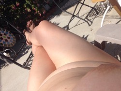 My  girlfriend has given me permission to upload her nudes as long as they  don’t show her face. I think that’s hot as fuck, so here I go showing  her off for all the world to see. =)Set #40Tanning in her backyard, texting me naughty things =)