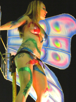 Naked and body painted at a Brazilian carnival, by Sergio seLusava Carioca Copacabana.