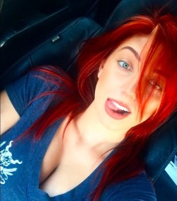 (more girls like this on http://ift.tt/2mVKSF3) Red Hair, Green Eyes