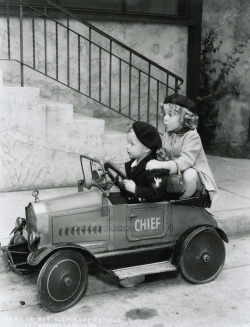 whataboutbobbed:  Shirley Temple with child star Baby LeRoy, find a suitable means of transport - a miniature car designed for the ‘chief, circa 1933 