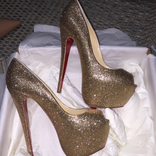 Glitter sparkly gold louboutins 