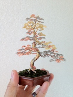 Utsukushii kon'nichiwa (Japanese artist Ken To creates beautiful tiny bonsai trees out of semi-precious jeweller’s wire)