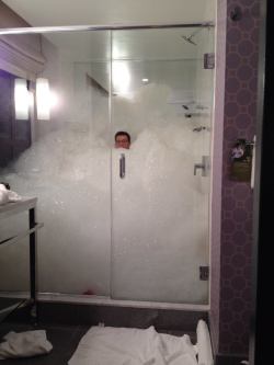 stunningpicture:  That time I added a bit too much bubblebath to the tub. 