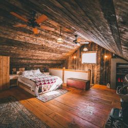cabinsdaily:  Featured cabin 🌲  Fuck I love cabins 😍😍🥰