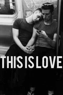 GAY MTA: Public New York Subway Pics and Vids