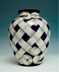 desimonewayland: Giovanni Gariboldi Ceramic Vase, 1935 Collection Museo Richard-Ginori  via: ADI Associazione per il Disegno Industriale 