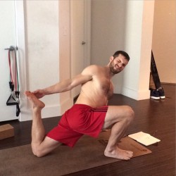 malefeed:  manflowyoga: Oh yeah. There’s a nice deep hip flexor stretch for the morning. I usually need some warm-up for this one. If this is impossibly tight for you, use a strap to connect your hand to your foot. The sooner you can breathe through