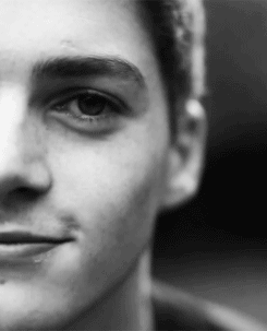Finn Harries. Yes!! And he&rsquo;s British!!!! :))))