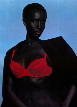 pradaphne:  Iman photographed by Michel Comte for V Magazine #11 May/June 2001. 