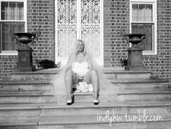 indyhw:  #milf #hotwife #bigtits #blondemilf #outdoors #anklet #wedding