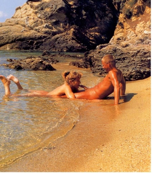 Swinger nudity beach