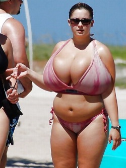 ultrabigballoons:  maxracks:  I would not be right the rest of the day if I saw these massive tits in person.  she may be a bit chubby but her massive tits are the biggest that bulge out each tit bigger than her head wish l was taking her pics,mmmmm 