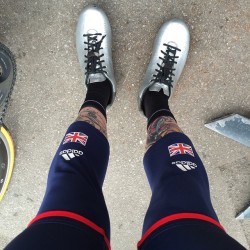 bici-veloce:  From ginger_wheels - Nippy out today! #dayoff http://ift.tt/1GBltl2Vive le Vélo