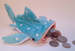 notnumbersix:  somethingsluttythiswaycums:  pinnings:  Coin purse prototype! blegghhhh coins bleeehghh   @notnumbersix  It’s a whale shark of a coin purse!