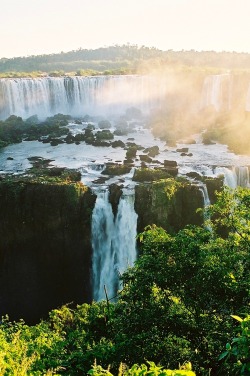 r2–d2: Iguassu Falls, Brazil by (onefivenine) 