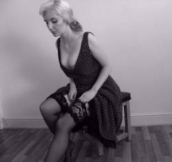 Sweetcherrry in a set of thigh highs and a retro dress looking flawless