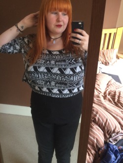 foxybaggins:  Time to head to my interview. Even if it’s a wasted trip, at least I looked fuckin’ good.
