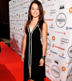 beaclone:  Tatiana Maslany attends the 5th Annual Producers Ball presented  by Scotiabank in support of The 2015 Toronto International Film Festival  at Royal Ontario Museum on September 11, 2015 in Toronto, Canada. (x) 