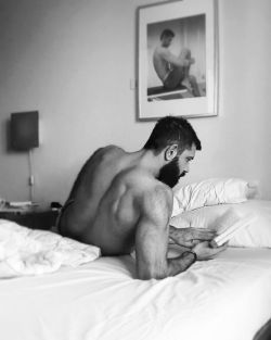 beardburnme:  “Ερωτας ή τιποτα  #lazysunday #sundaymorning #reading #book #blackandwhite #bedroom #bed #skg #thessaloniki #woof #scruffymen #muscle #hotman #hairymen #beardgang #beardedmen #fitnessmodel #malemodel #gymlife #gymaddict #breakfast