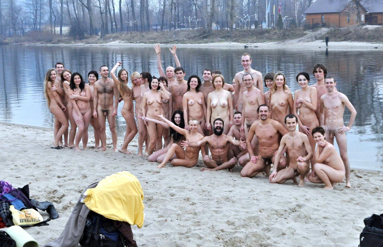 2016 world nudism nudist family