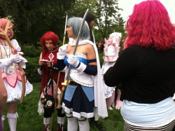kokoro-kun:  AnimeNext 2nd picture Mami Tomoe is myself.  I&rsquo;m the Kyoko fiddling with my camera hahah