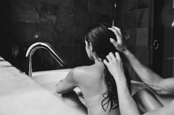 fsbrowning1703:  howcanibesowet:  Will you wash my hair?  Of course dear :)  I need a scalp massage so badly