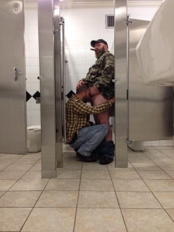 cigarpervdad:  backfur:  Follow www.backfur.tumblr.com for daily updates of BEAR/HAIRY/HORNY/DADDY  GPOYâ€”Jan 2014, feeding cigarpervboy at rest area on Hwy 70   Excuse me sir&hellip; That is entirely against store policy. Your going to have to extinguis