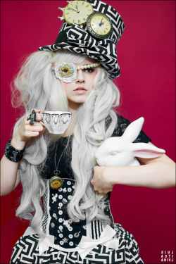 arsenicinshell:  .: Madhatter Marcoux :. by sideshowsito
