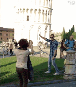 tlatophat:  4gifs:  Residents of Pisa are getting tired of the tourists. [video]  Nice hip toss.  Not the best form, but it worked!