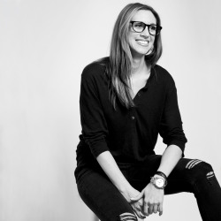 bonobos:   DRESS SHIRTS: AN INTERVIEW WITH THE DESIGNER The best off-the-rack dress shirts for men are being designed by a lady — meet Katie Boiano.  Read More