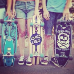 queencyrusforever:  skaters | Tumblr on We Heart It - http://weheartit.com/entry/64231887/via/Mixer_Muffin Hearted from: http://juliaorti96.tumblr.com/post/52578754968/skatergirl-tumblr-on-we-heart-it 