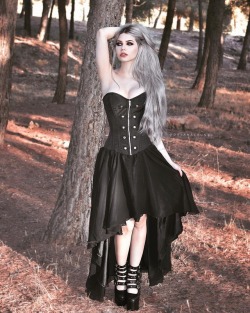 gothicandamazing:    Model: @Dayana CrunkDress: Burleska.co.ukWelcome to Gothic and Amazing |www.gothicandamazing.com  