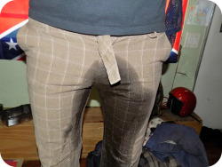 messypants66:i had an accident..  SO HOT!