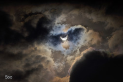 hsphealth:Solar Eclipse by vnalvaro