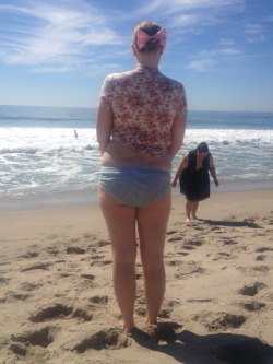 alexinspankingland:I hadn’t intended to go swimming at the beach that day (this was taken in October) but it turned out to be so hot that the sand burned my feet, so I just lifted my dress and swam in my knickers. 