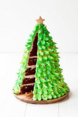 sweetoothgirl:  Red Velvet Christmas Tree Cake